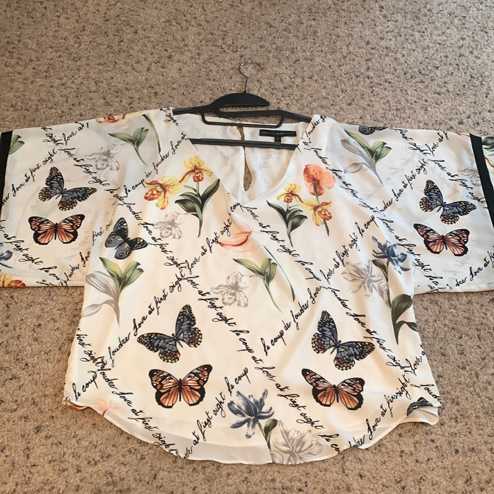White House Black Market Butterfly Design Kimono Top